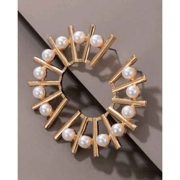 Anthropologie Pearl Art Deco Mid Century Modern Fashion Earrings - Picture 2 of 6